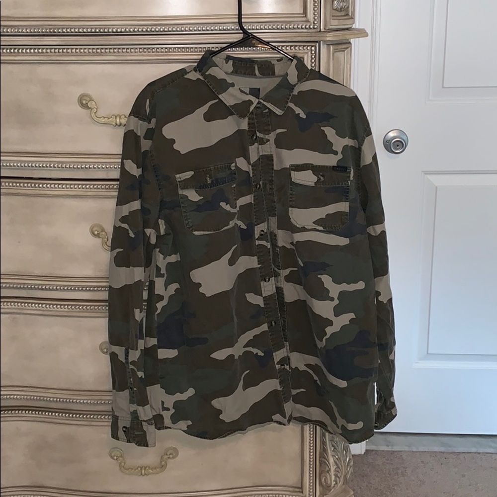 Army O’Neill button up